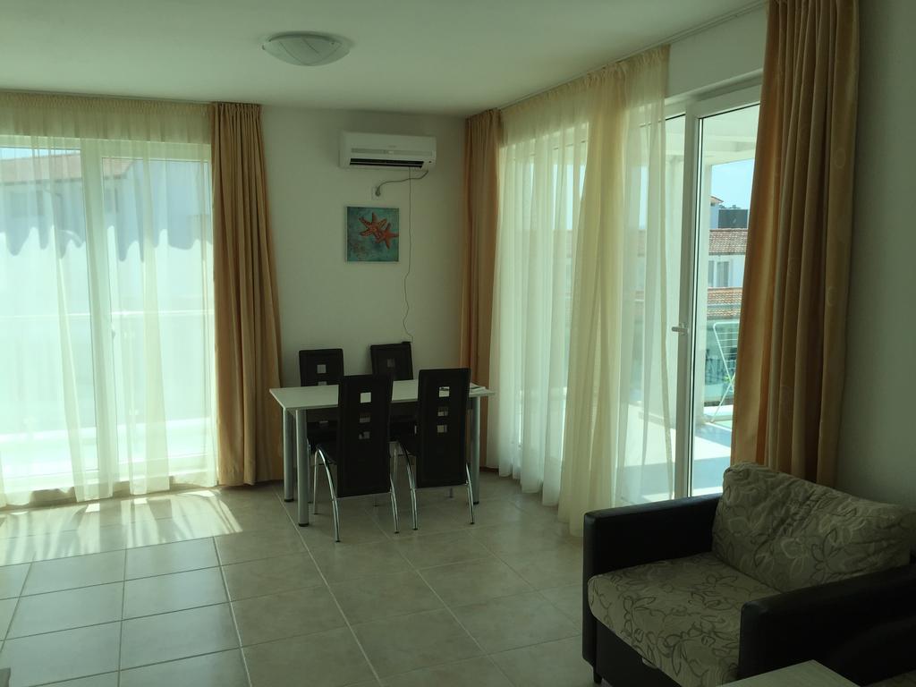 Sea Life Apartments Sinemorets Экстерьер фото