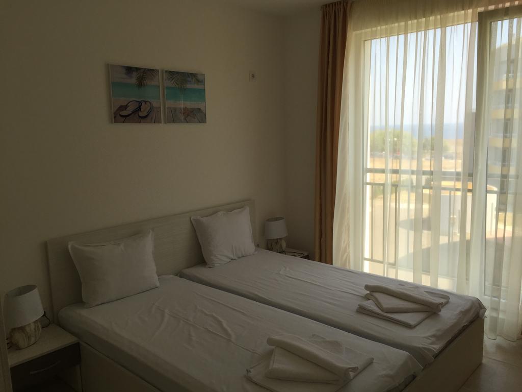 Sea Life Apartments Sinemorets Экстерьер фото