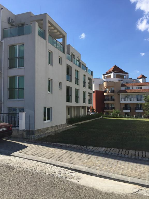 Sea Life Apartments Sinemorets Экстерьер фото