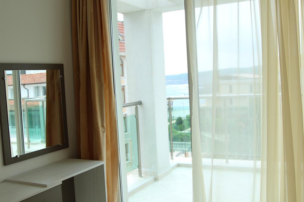 Sea Life Apartments Sinemorets Экстерьер фото