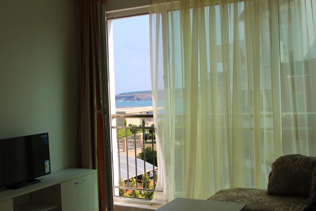 Sea Life Apartments Sinemorets Экстерьер фото