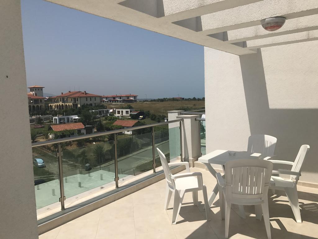 Sea Life Apartments Sinemorets Экстерьер фото