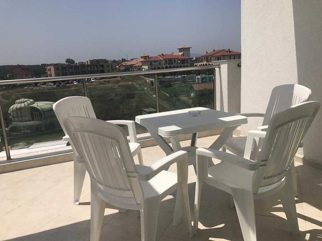 Sea Life Apartments Sinemorets Экстерьер фото