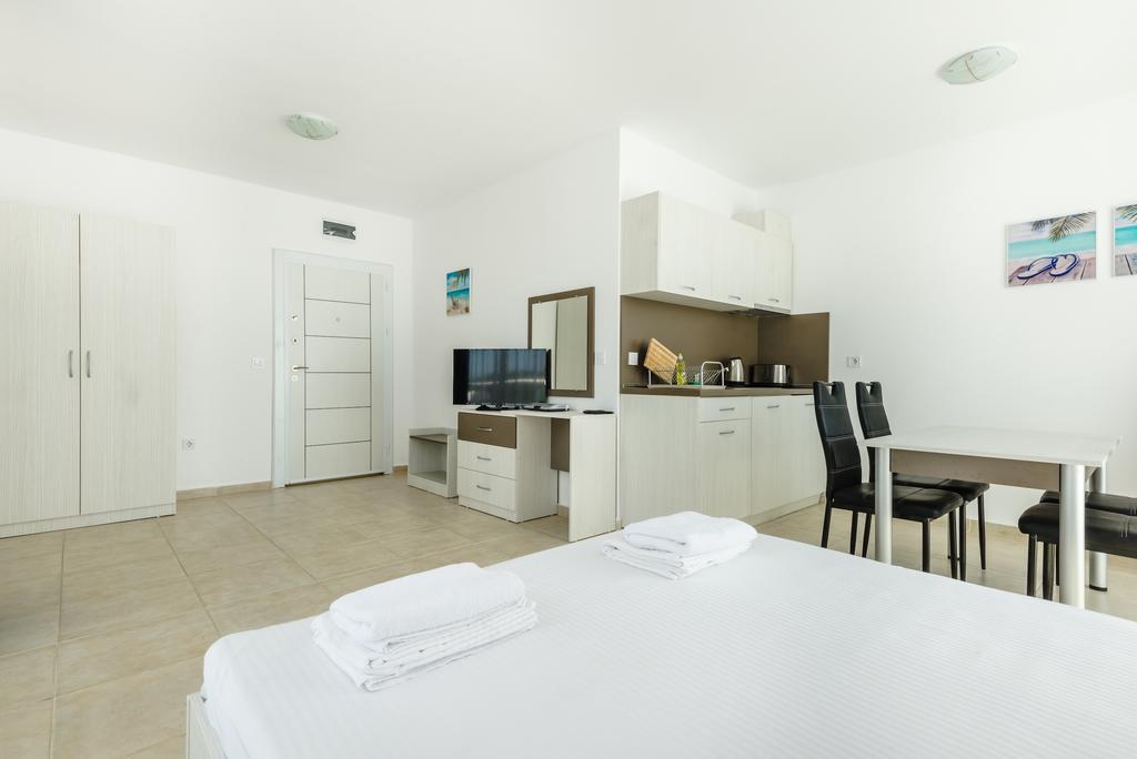 Sea Life Apartments Sinemorets Экстерьер фото