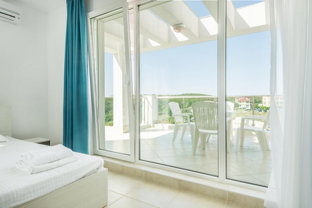 Sea Life Apartments Sinemorets Экстерьер фото