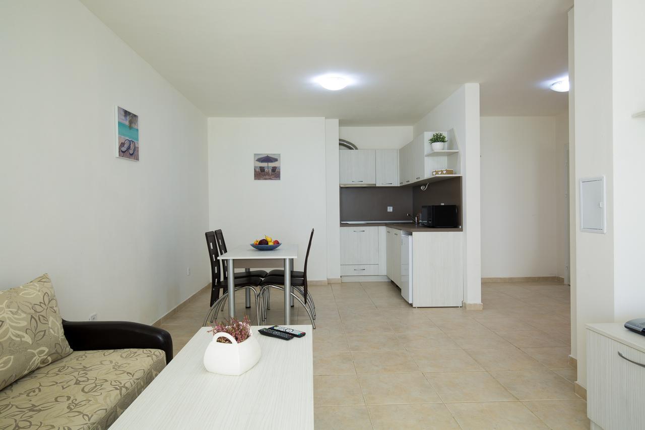 Sea Life Apartments Sinemorets Экстерьер фото