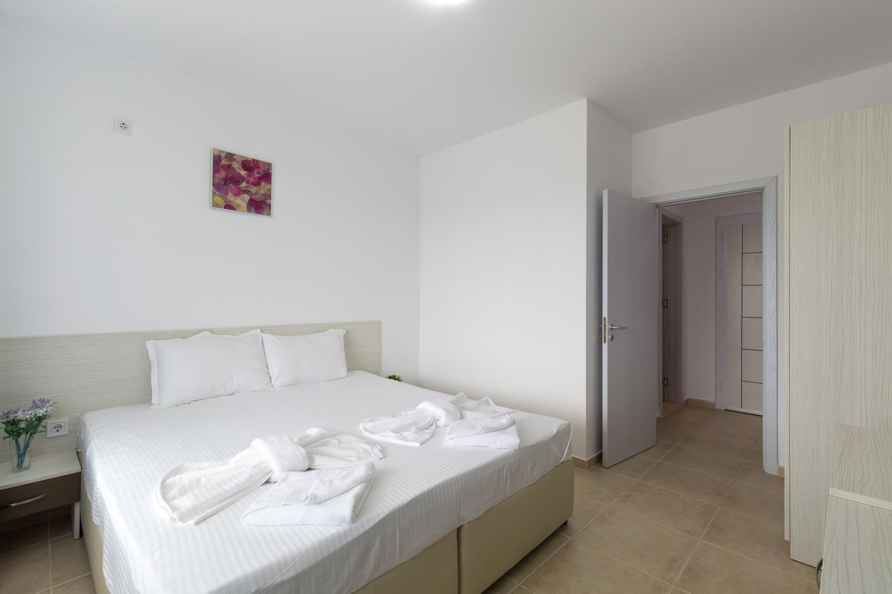 Sea Life Apartments Sinemorets Экстерьер фото