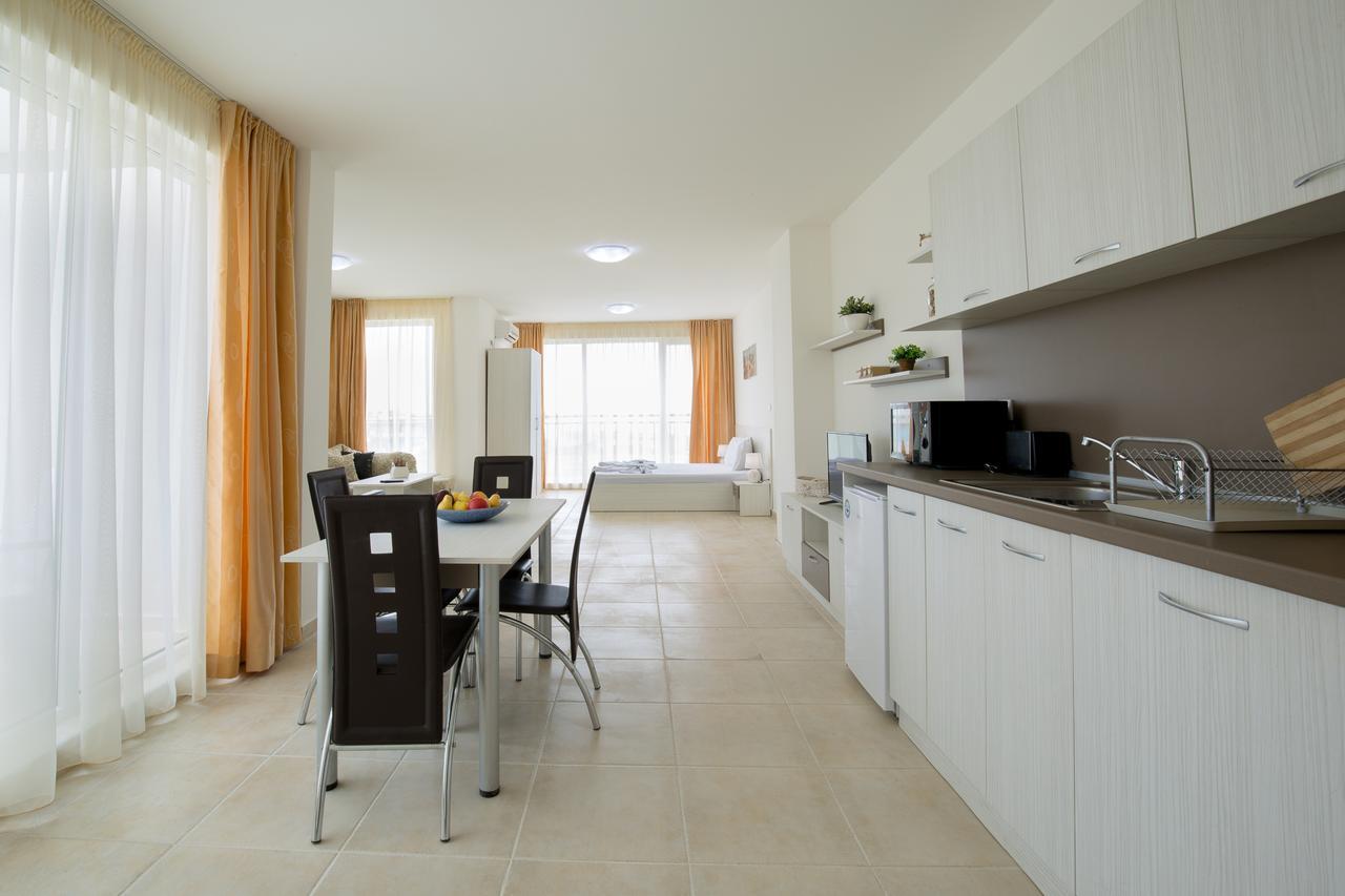 Sea Life Apartments Sinemorets Экстерьер фото